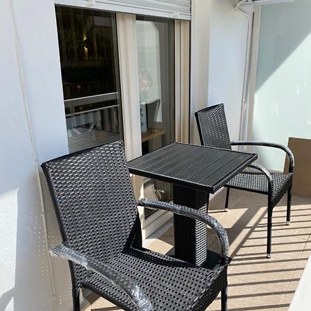 White Apartment Kavala Exterior foto